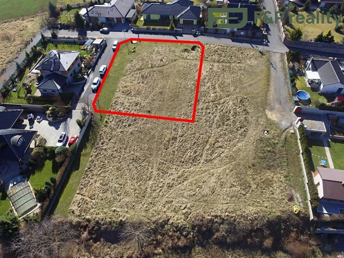 Prodej stavebního pozemku 1143 m²